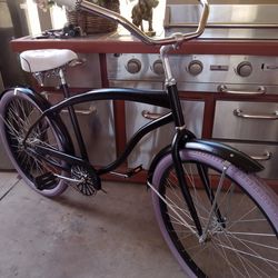 NICE BIKE BEACH CRUISER TIRES SIZE 26 VERY GOOD CONDITION