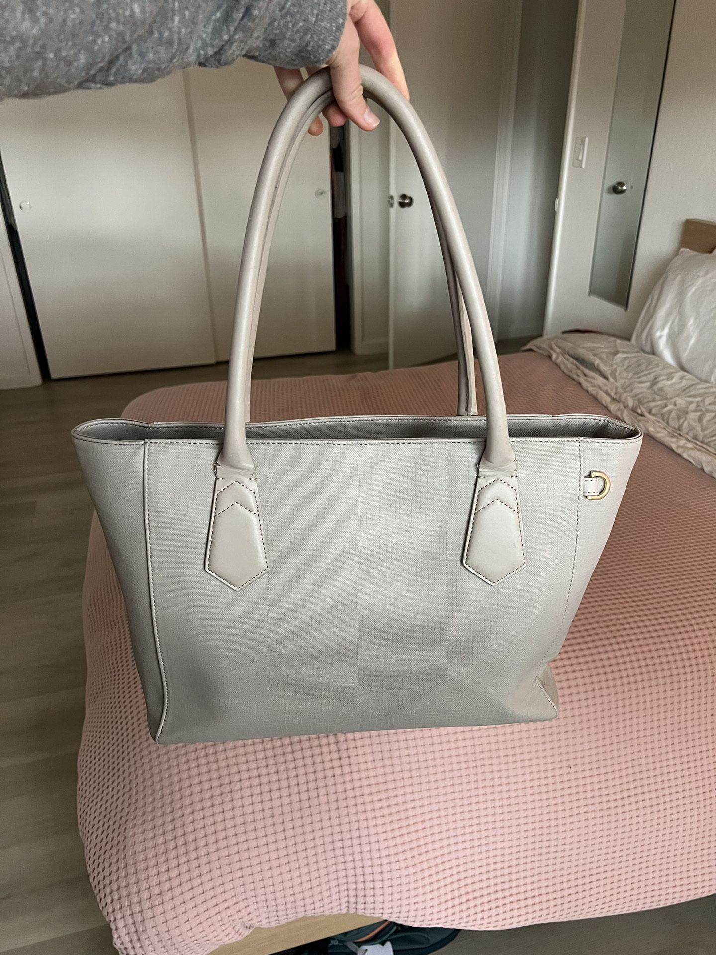 Dagne Dover The legend Signature Tote