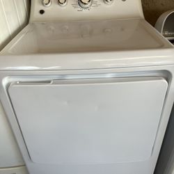 GE 7.2 cu. ft. Electric Dryer in White with Sensor Dry