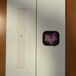 Brand New Apple Watch 11 42mm Rose gold