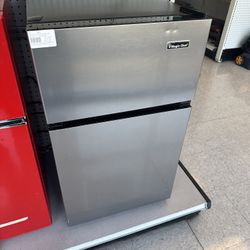 Magic Chef Mini Fridge 