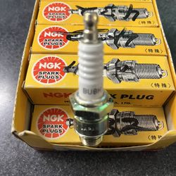 NGK BU8H Spark Plug - Pack Of 10 - New 