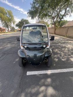 Gem golf cart (6 Seater)