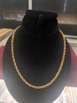 10k solid gold necklace 22.3 grams 20 Long layaway available 10% dwon if you interested please make sure you ask for Maribel thank you