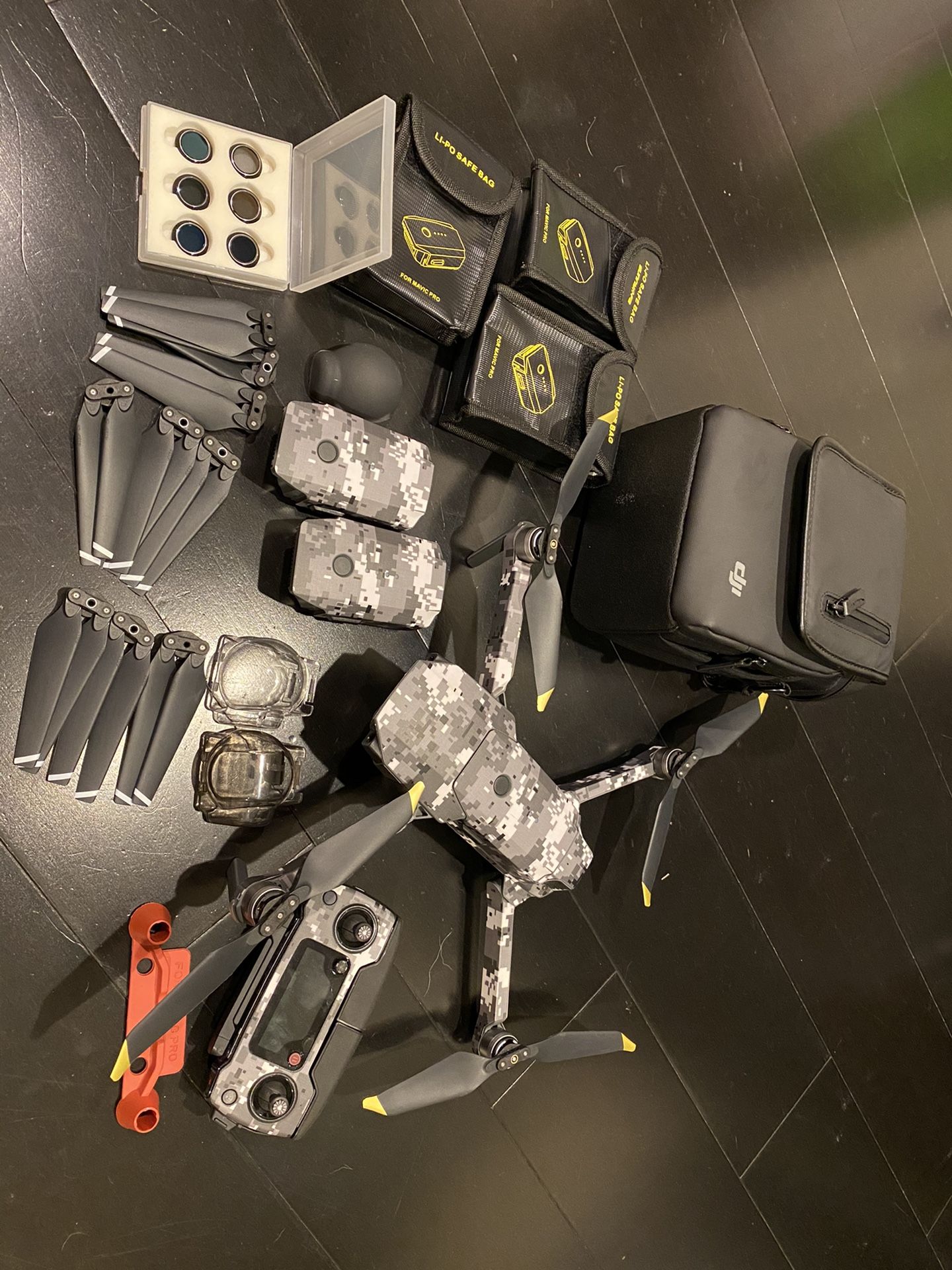 DJI Mavic Pro 4K - Lots of extras! Like New!