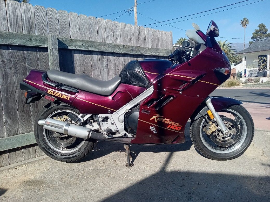 1988 Suzuki GSX1100 Katana