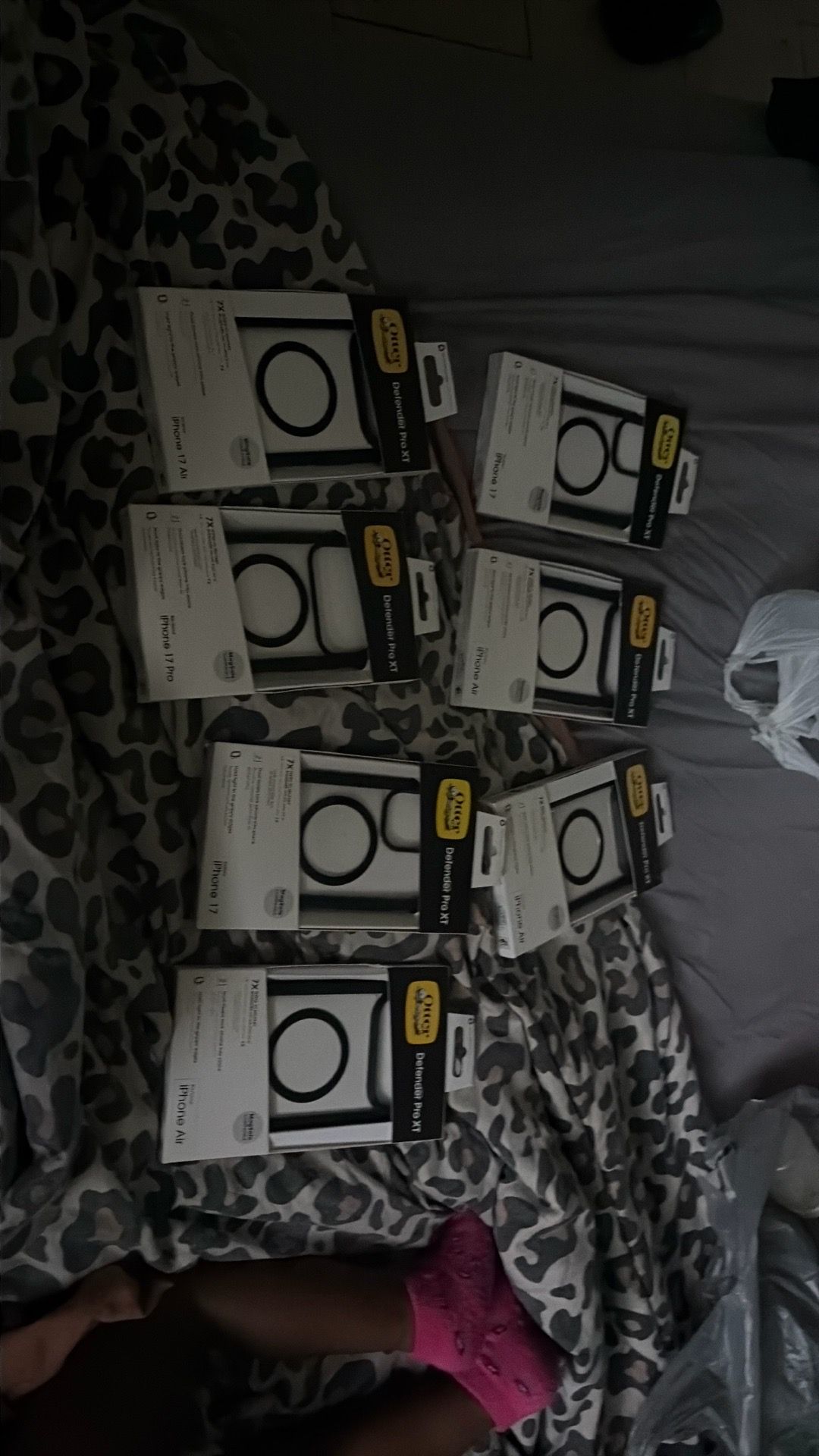 Otter box phone cases 17/17 pro/iphone air
