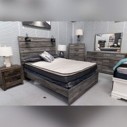 DRYSTAN MULTI PANEL BEDROOM SET