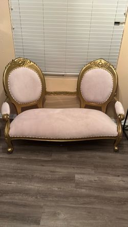 Victorian Style Gold and Pink Velvet Loveseat