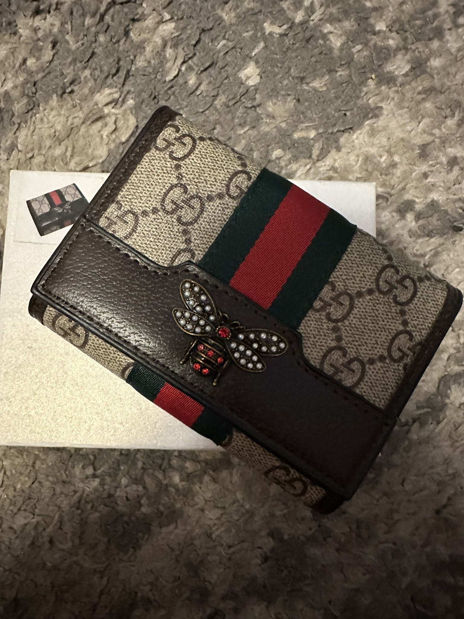 Small Wallets 🥰