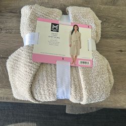 Women’s Cozy Robe Size Small