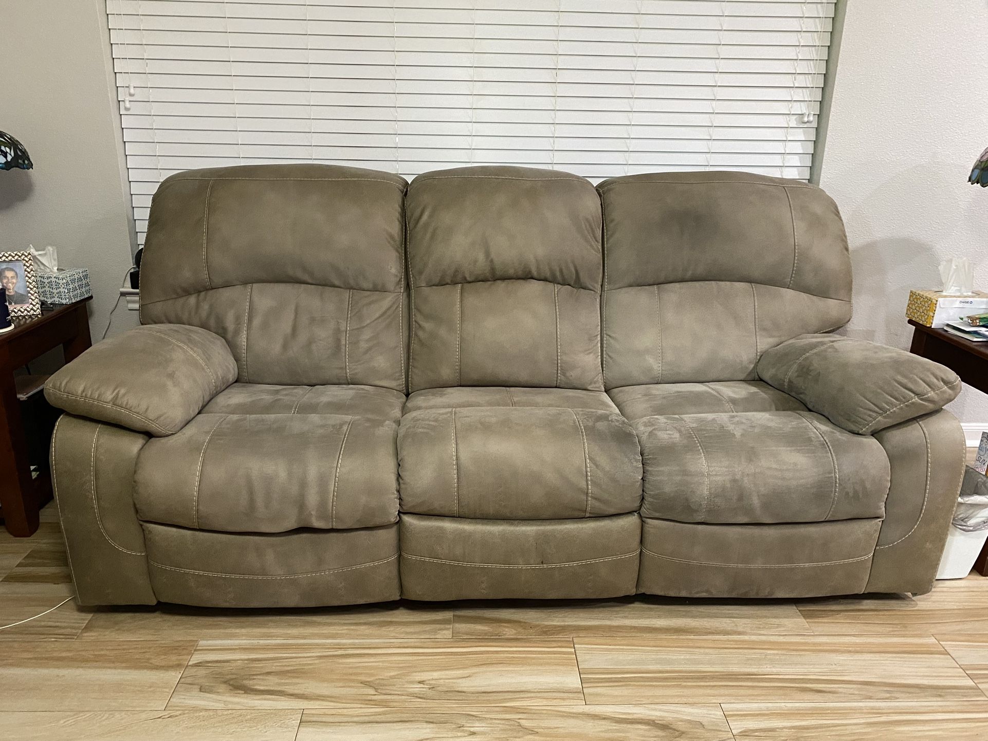 5 Pc Sofa Set