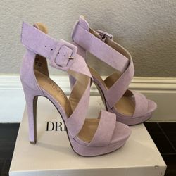 Brandnew Beautiful Lavander Heels Size 6 Retail Value $159.99 + Tax 