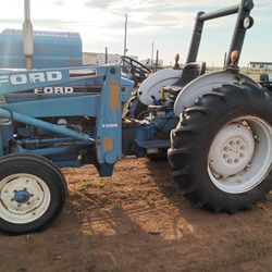 2810  Ford Tractor 3 Cylinder Engine Diesel Dual Clutch  8 Speed Power Steering The Better Tractor Ford Made 