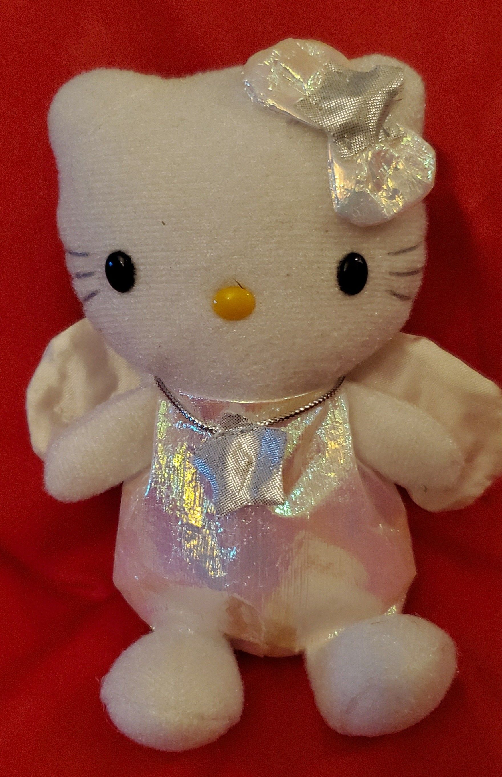 HELLO KITTY HOLLIDAY WHITE ANGEL BEANIES PLUSH TOY APROX 5" INCHES PRE-OWNED IN GOOD CONDITION