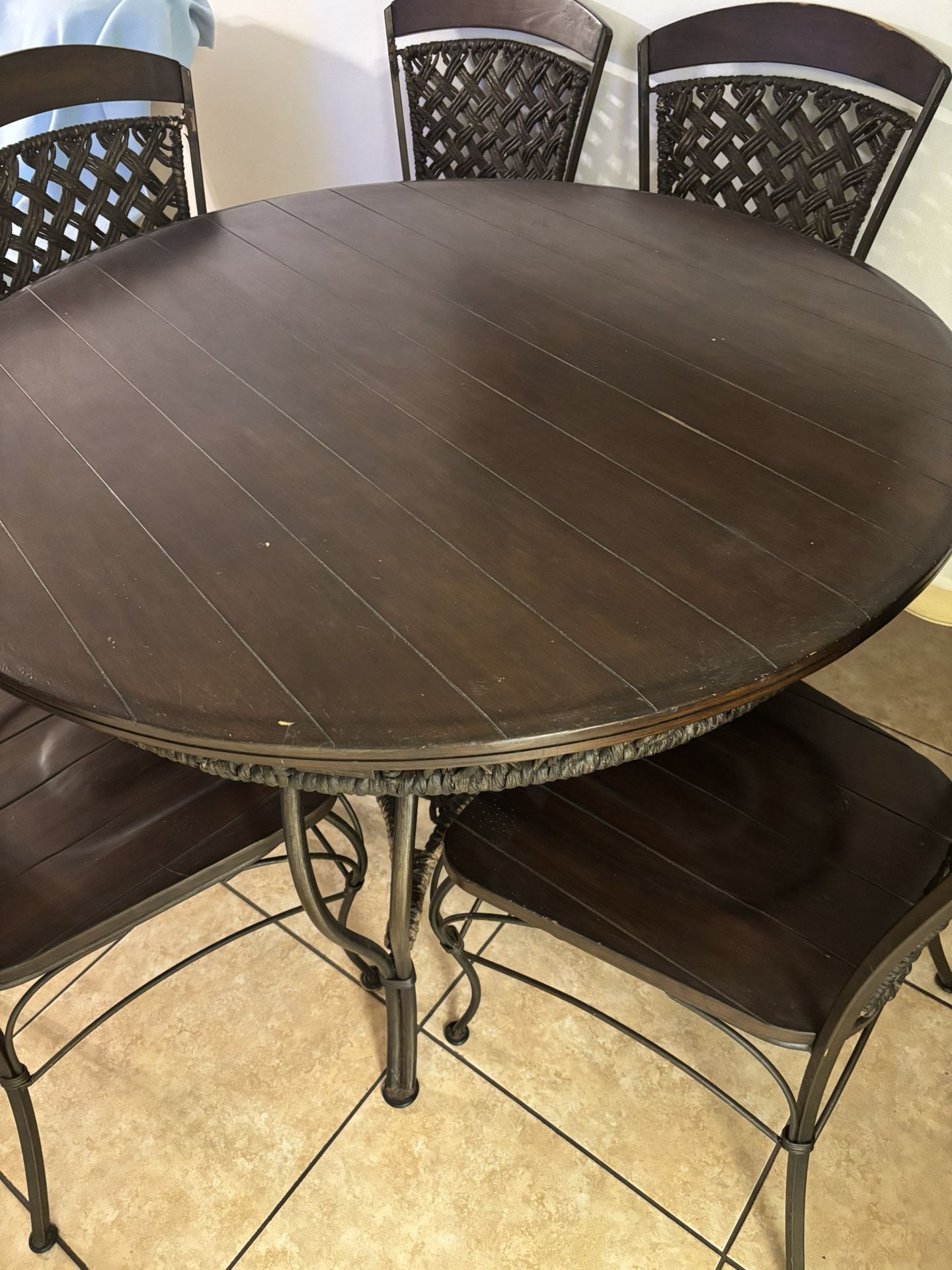 Decorative Wood And Iron Table And 6 Chairs