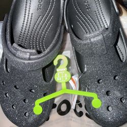 CROCS glitter black- size J6 (women's 8)