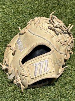 Marucci Ascension Series first base mitt, size 12.5