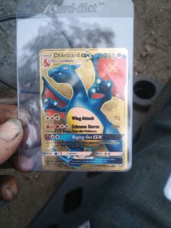Golden Charizard tcg card excellent condition