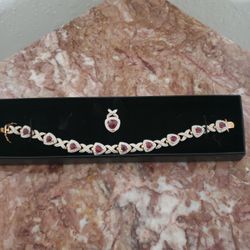 SET BRACELET AND PENDENT  