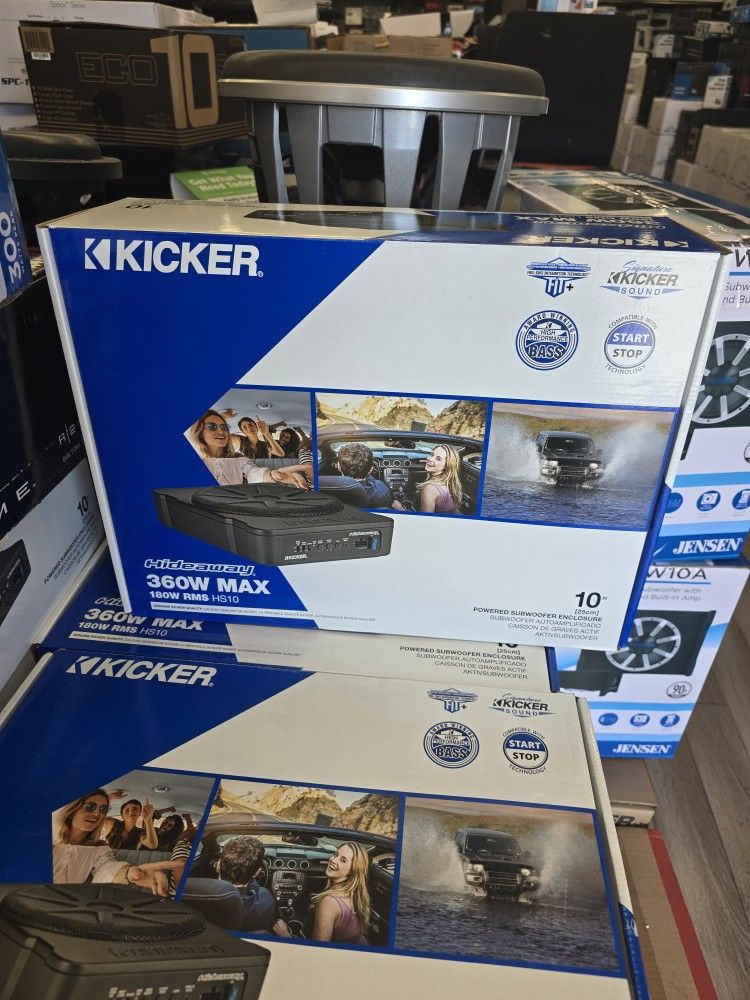 Kicker 10" Hideaway With Amp Built In