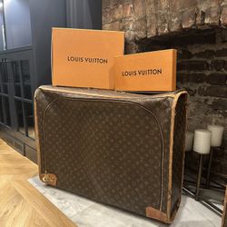Louis Vuitton Suitcases 