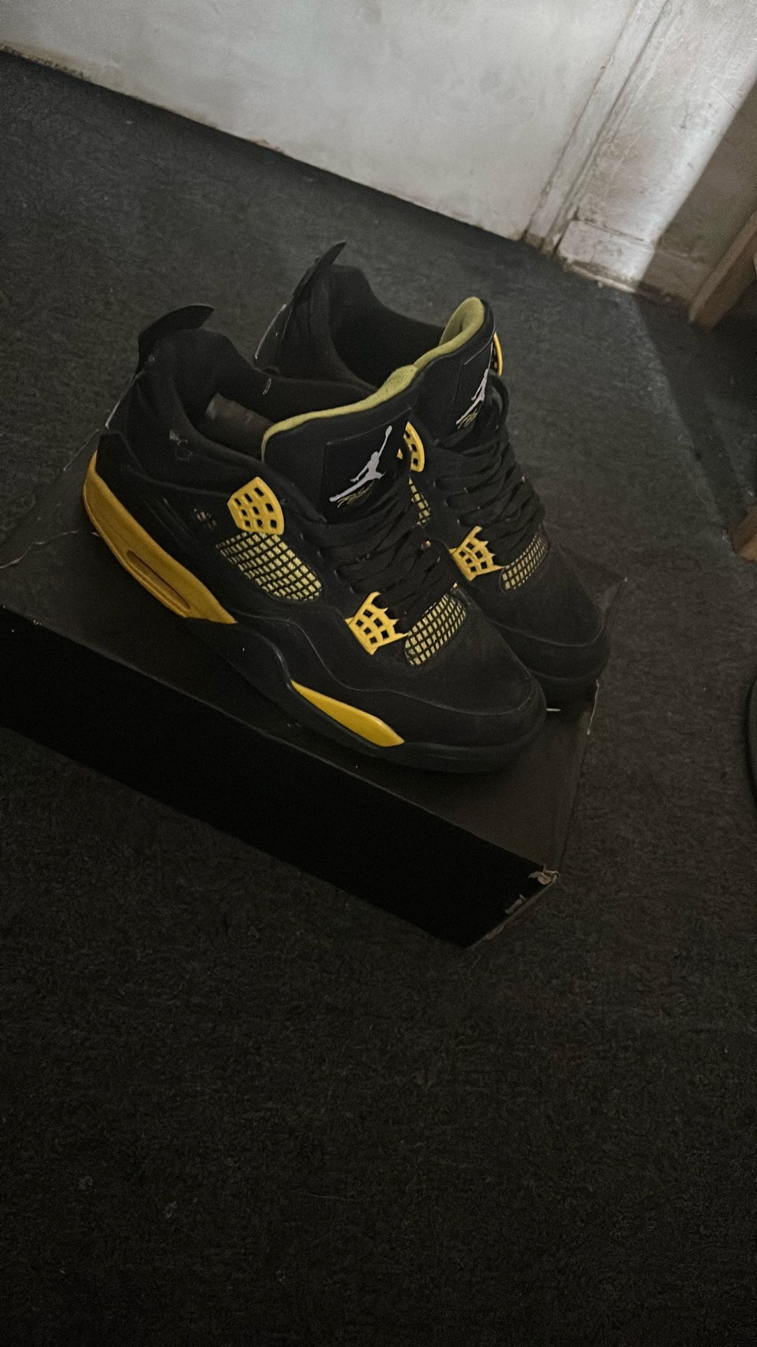 Yellow Thunder 4s