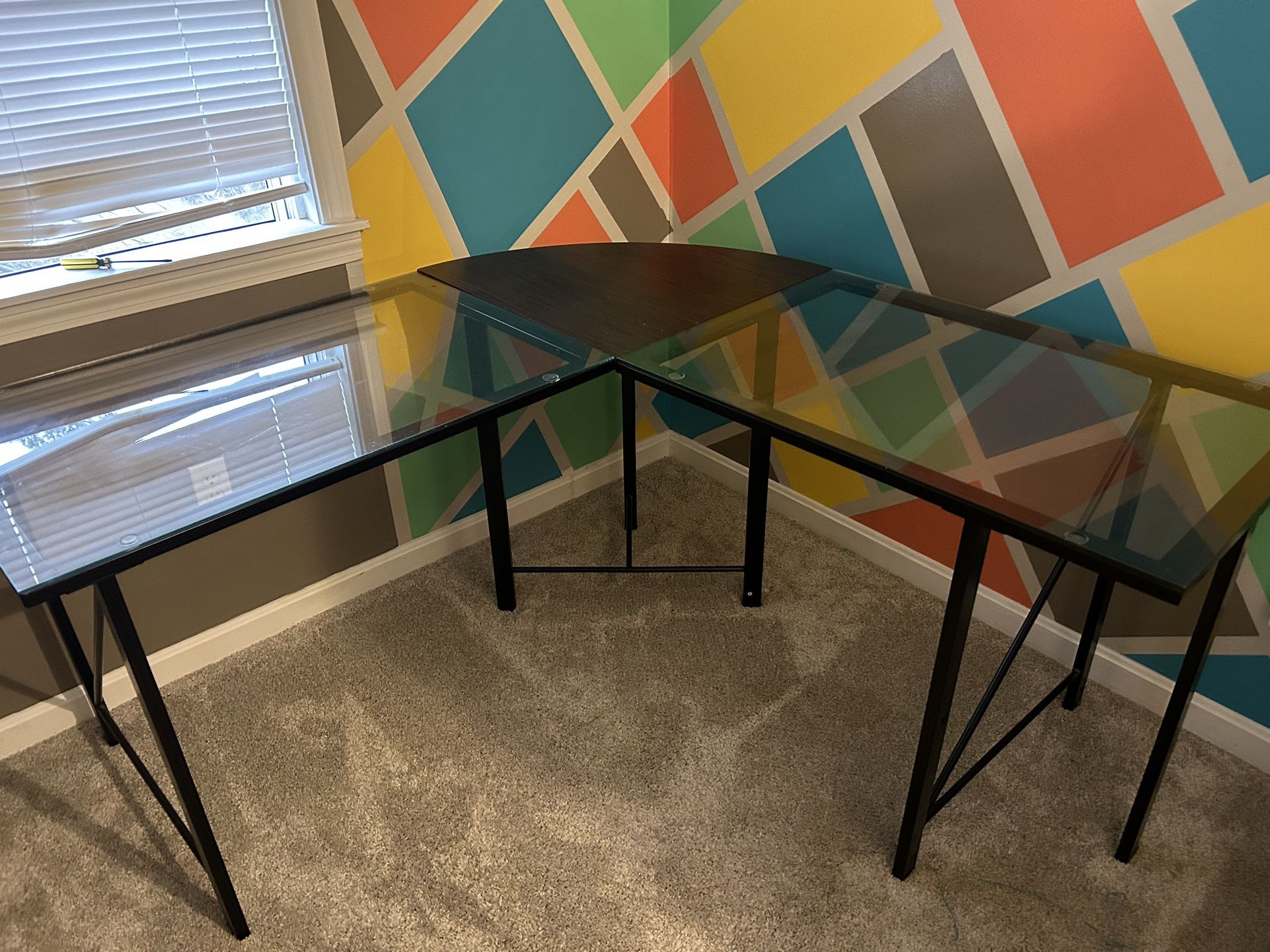 Glass Desk Like New