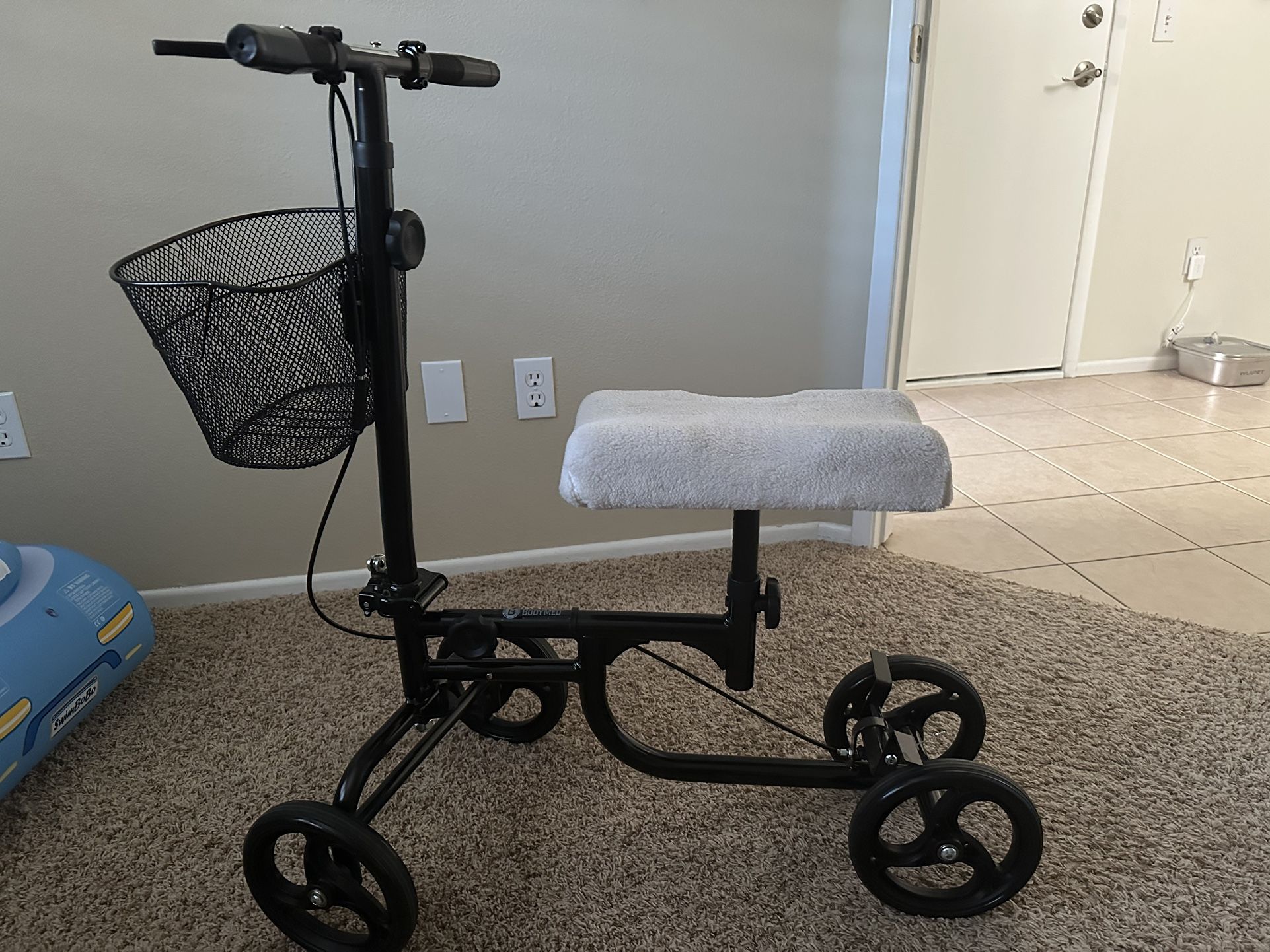 Knee Walker