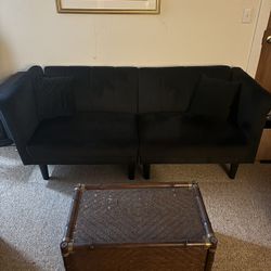 Black Velvet futon 
