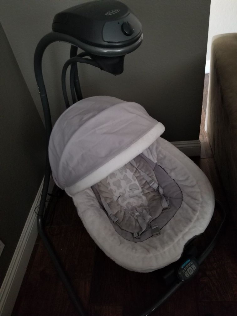 Graco infant swing