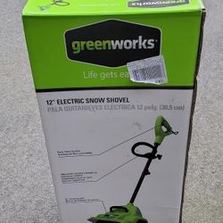 Green Works 12' Snow Showel 