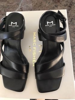 Marc Fisher women’s shoes size 6