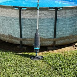 Pool Vacuum 