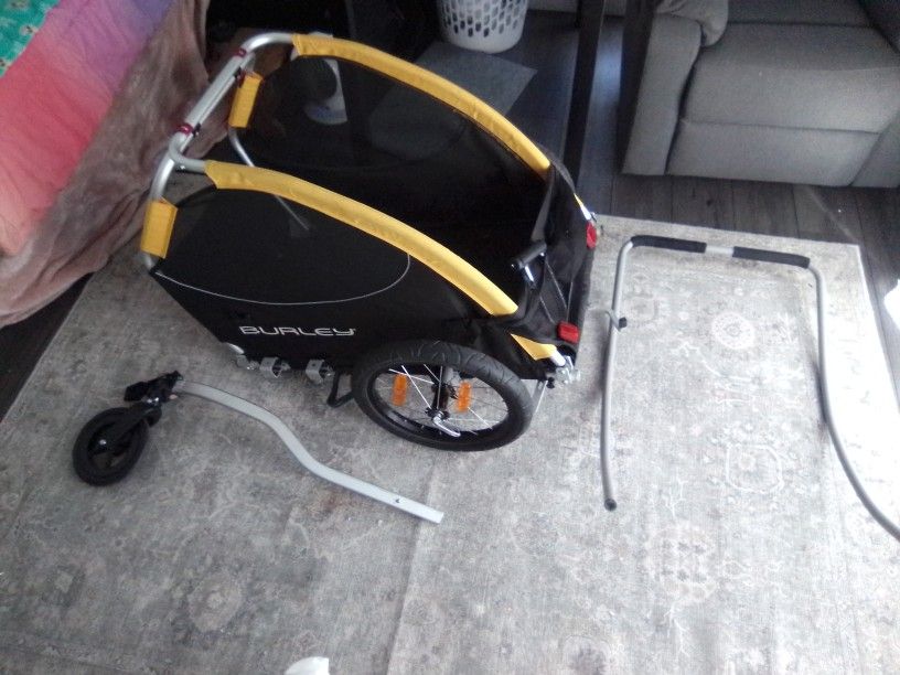  Burley Tail Wagon   $175 OBO