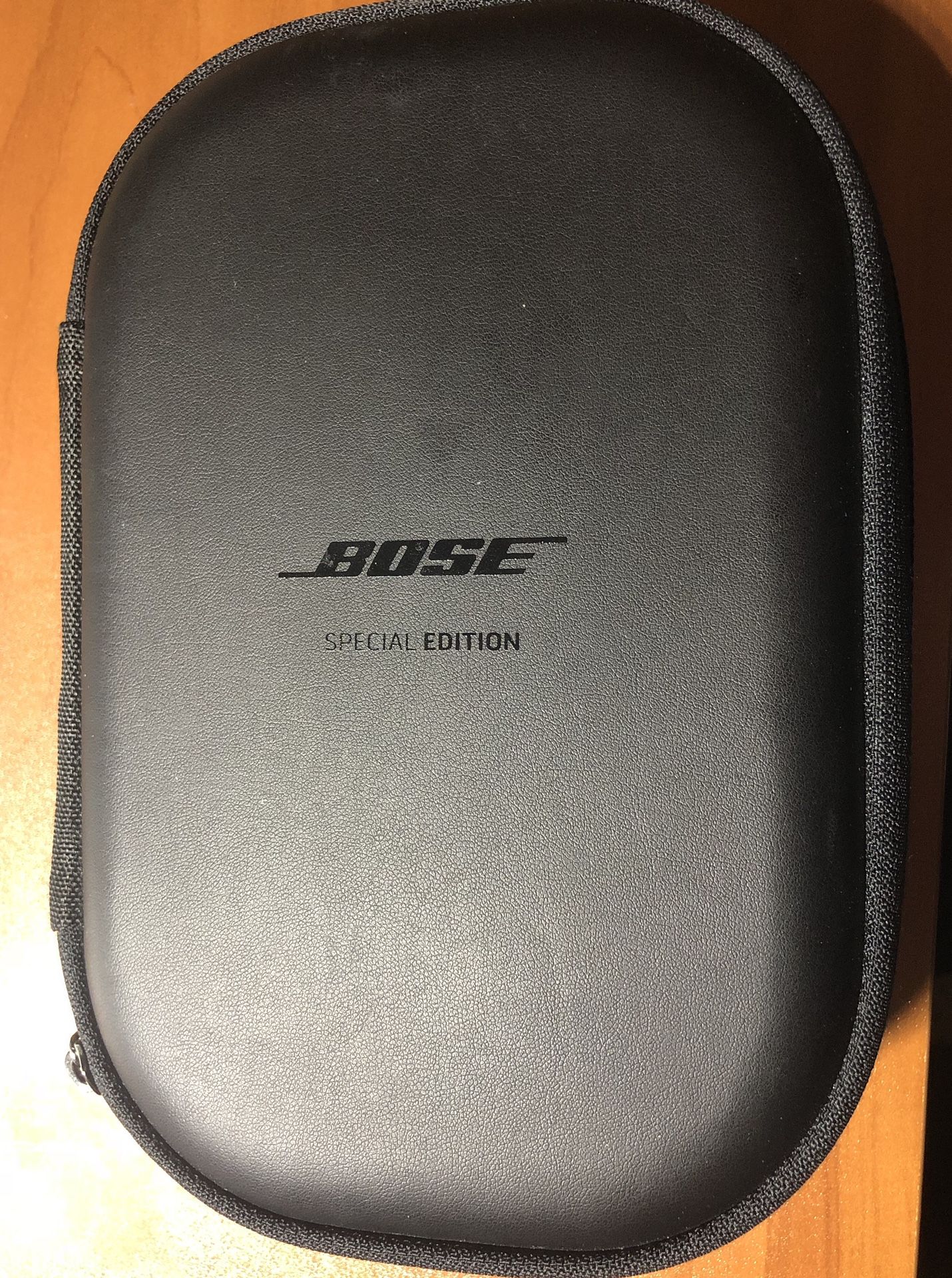 Bose noise cancelling Q25 earphone