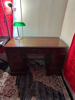 Executive Wooden Pedestal Desk