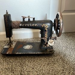 Antique Sewing Machine 