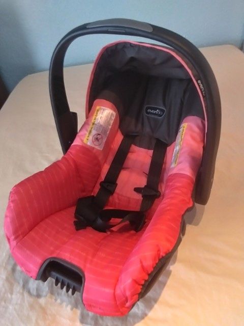 Evenflo Infant Carseat