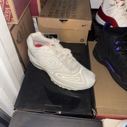 Supreme Nike Air Max