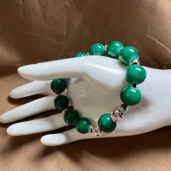 Green Marble Bracelet with Skulls 