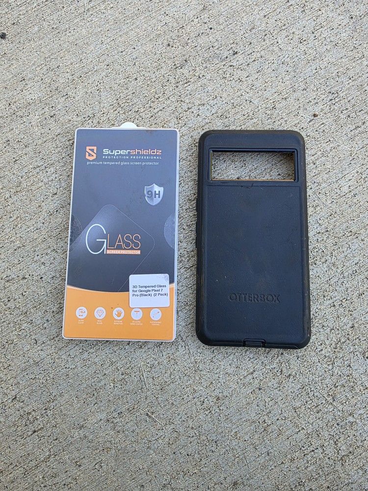 Google Pixel 7 Pro Otterbox And 2 Screen Protectors