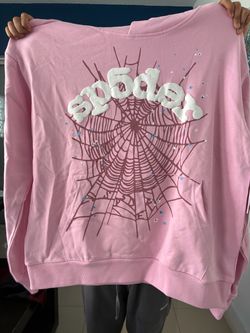 Soccer jersey and spiders sweater