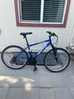Small frame mountain bike - like new - 26” wheels - price is not fix