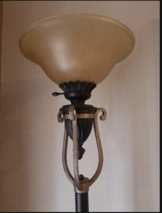 Standing Lamp 