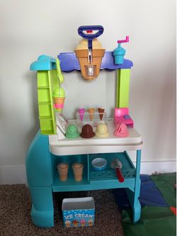 Play Doh - Ice Cream Toy Truck Set