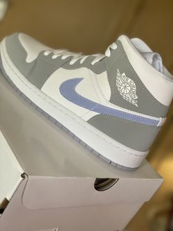 Jordan 1 Mid Wolf Grey Aluminum