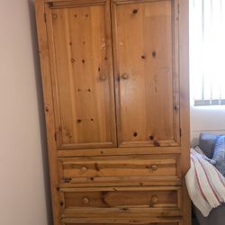 Armoire Light Wood
