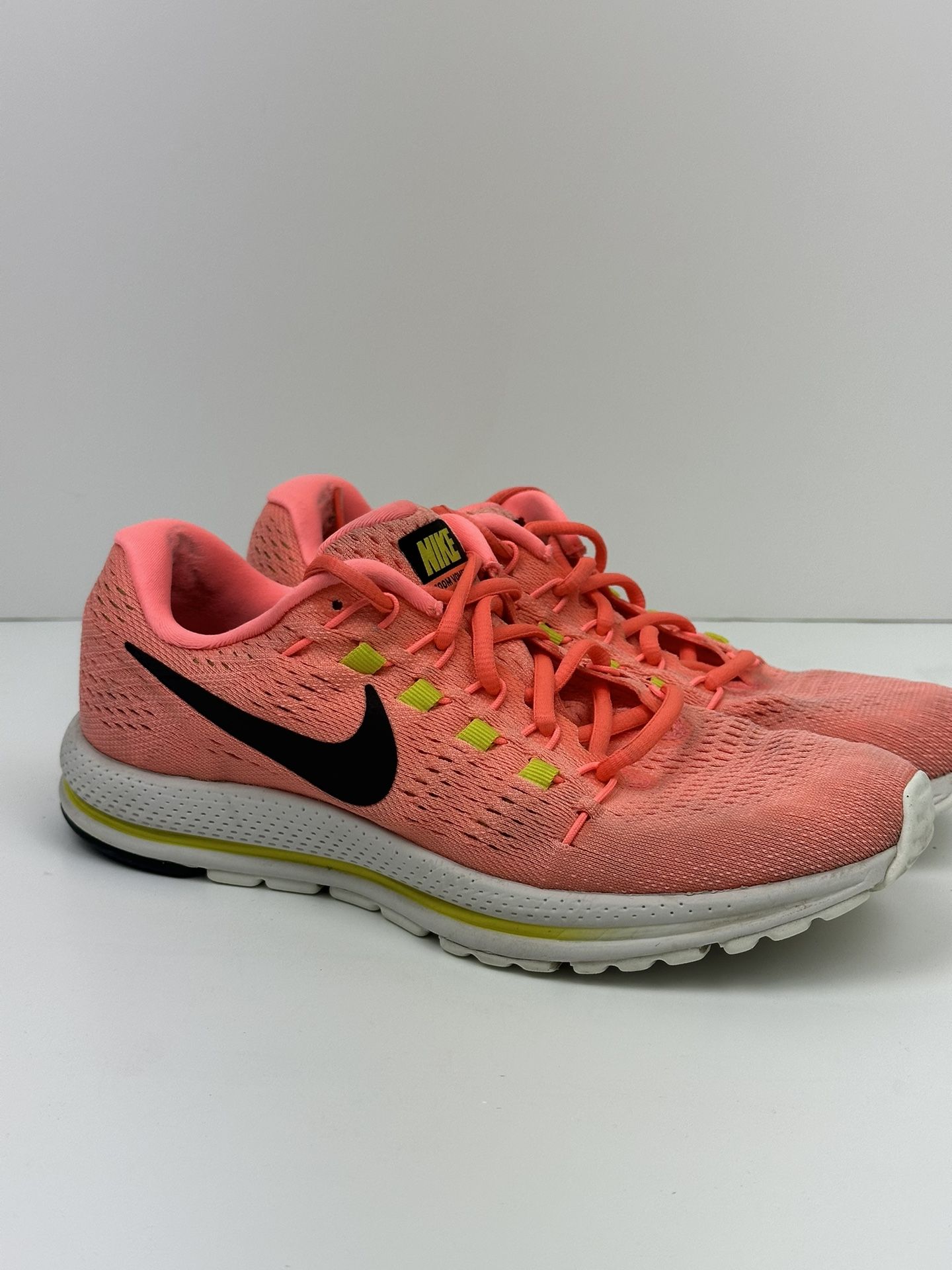 Nike Zoom Vomero 12 Women's Running Shoes Pink Size 8