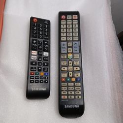 Original Samsung remote control New.
And I gift another Original Samsung remote control in Great shape.
Batteries included.
Only 15 dollars.
And I gif